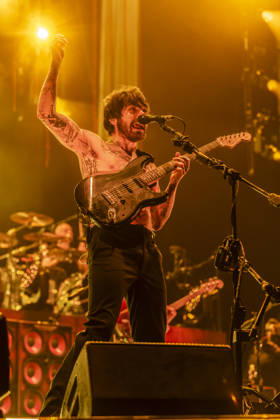 Biffy Clyro perform at Co-Op Live Simon Neil of Biffy Clyro performs at Co-Op Live, Manchester, England, 17th January 2026, Credit:Mike Gray Avalon  Copyright: xMikexGrayx xAvalonx 1066925216