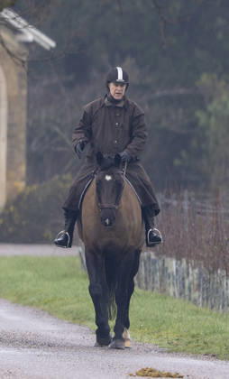 Andrew Mountbatten Windsor 19 01 2026 Andrew Mountbatten Windsor rides with a groom on the Windsor Estate.  Copyright: xDougxSeeburgx NINTCHDBPICT001052598342