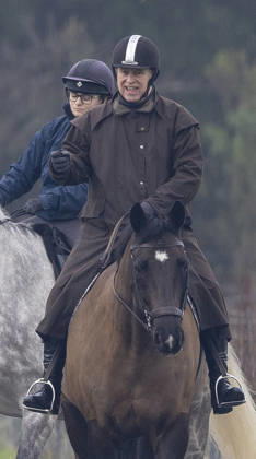 Andrew Mountbatten Windsor 19 01 2026 Andrew Mountbatten Windsor rides with a groom on the Windsor Estate.  Copyright: xDougxSeeburgx NINTCHDBPICT001052598431