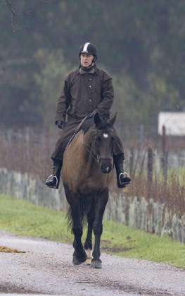 Andrew Mountbatten Windsor 19 01 2026 Andrew Mountbatten Windsor rides with a groom on the Windsor Estate.  Copyright: xDougxSeeburgx NINTCHDBPICT001052598566
