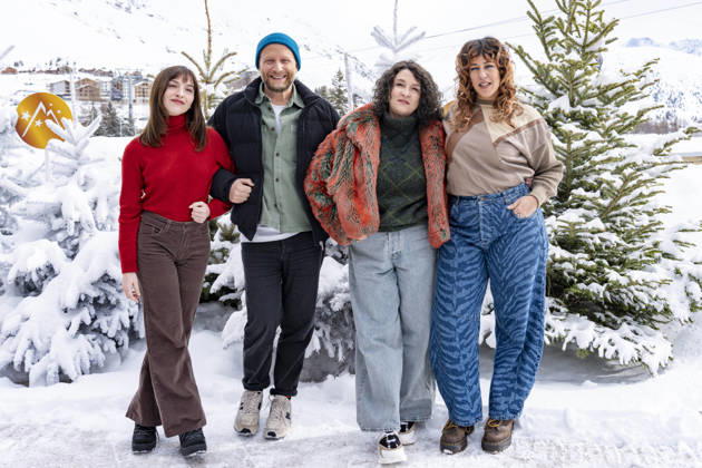 CELEBRITES : Festival International de Comedie - Alpe Huez - 24 01 2026 ALPE D HUEZ, FRANCE - Marie Colomb, Patrick Cassir, Noémie Lvovsky, Alexandra Roth attend the Tout va super Photocall during the 29th L Alpe d Huez International Comedy Film Festival on January 24, 2026 in Alpe d Huez, France. Photo by Sandrine Thesillat PsNewZ  Copyright: xSandrinexTHESILLATx