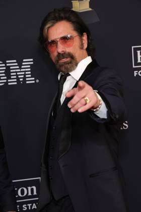 LOS ANGELES, CALIFORNIA - JANUARY 31:Jon Stamos at The GRAMMY Salute to Industry Icons Honoring Avery Lipman & Monte Lipman on January 31, 2026 in Los Angeles, California Credit: USA - ZUMAa123 20260131_zaa_a123_270 Copyright: xAdMediax