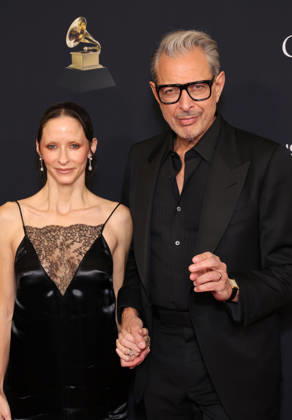 68th Grammy Awards - Pre-Grammy Gala & Grammy Salute to Industry Icons Honoring Avery Lipman & Monte Lipman Featuring: Emilie Livingston, Jeff Goldblum Where: Los Angeles, California, United States When: 01 Feb 2026 Credit: Faye s Vision Cover Images EDITORIAL USE ONLY. NOT FOR USE BY NEWSPAPERS BASED IN THE UK. Copyright: xx coverimg55430215