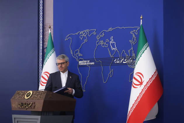 Weekly press conference by Foreign Ministry Spokesperson Esmaeil Baghaei in Tehran, Iran - 10 Feb 2026 Esmaeil Baghaei, Spokesperson of Foreign Ministry seen during his weekly press conference. Tehran Iran Copyright: xFoadxAshtarix xSOPAxImagesx FAshtari-2993