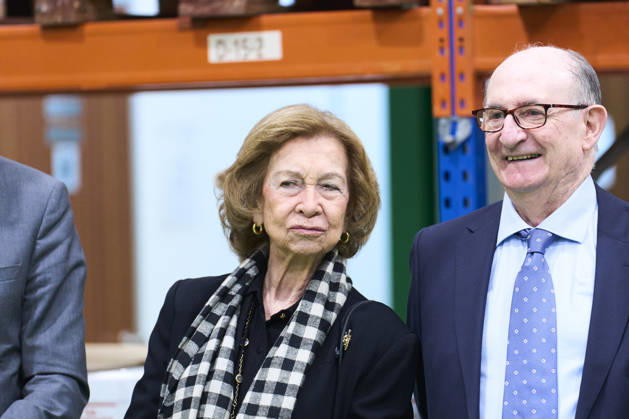 February 10, 2026, Basauri, Basque Country, Spain: Queen Sofia of Spain visits Bizkaia Food Bankining on February 10, 2026 in Basauri, Spain Basauri Spain  - ZUMAg15_ 20260210_zaf_g15_085 Copyright: xJackxAbuinx