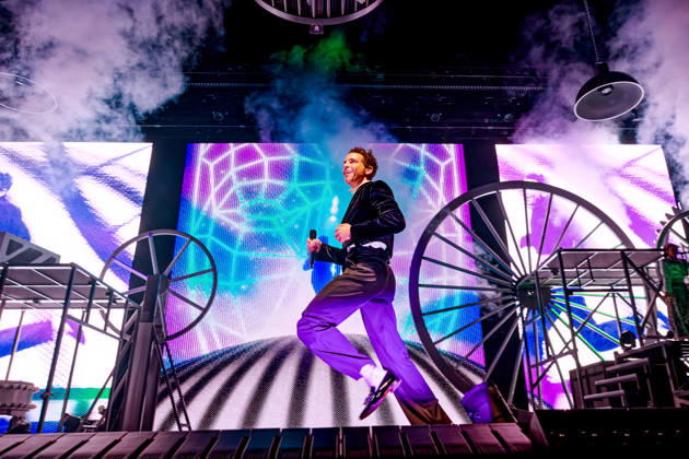 February 11, 2026, Manchester, United Kingdom: Mika (MICHAEL HOLBROOK PENNIMAN JR) performs on stage at the AO Arena, Manchester, UK, during his Spinning Out tour, delivering a flamboyant, high-energy set to a packed arena crowd. Manchester United Kingdom  - ZUMAp211 20260211_aap_p211_010 Copyright: xAndyxVonxPipx