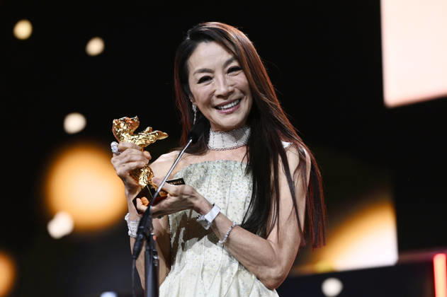 Michelle Yeoh at the presentation of the Honorary Golden Bear for Lifetime Achievement during the Opening Ceremony of the Berlinale 2026 76 Berlin International Film Festival at the Berlinale Palast Berlin, 12 02 2026 Foto:xN.xKubelkax xFuturexImagex ehrenbaer_6202