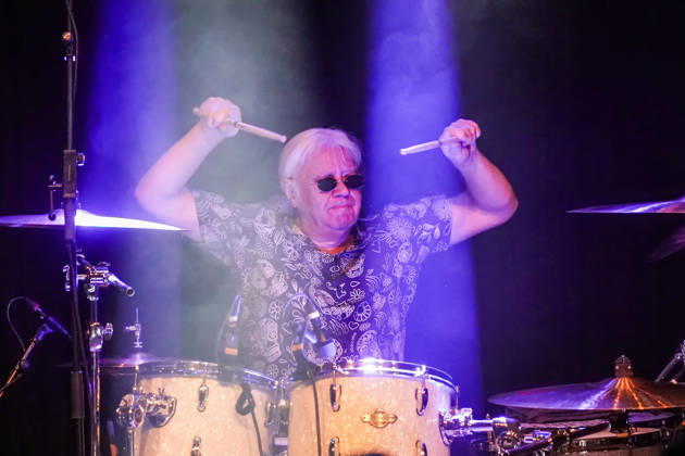 Purpendicular with drummer Ian Paice founding member Deep Purple Rüsselsheim 12 02 2026 Concert by Purpendicular with drumming legend Ian Paice from Deep Purple