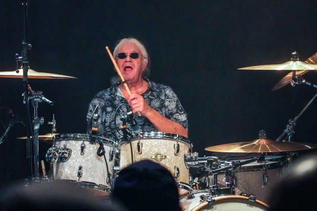 Purpendicular with drummer Ian Paice founding member Deep Purple Rüsselsheim 12 02 2026 Concert by Purpendicular with drumming legend Ian Paice from Deep Purple