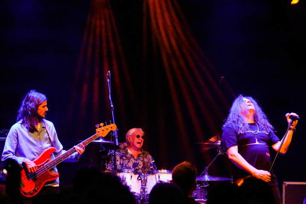 Purpendicular with drummer Ian Paice, singer and band founder Robby Thomas Walsh, bassist Nick Fyfe Rüsselsheim 12 02 2026 Concert by Purpendicular with drumming legend Ian Paice from Deep Purple