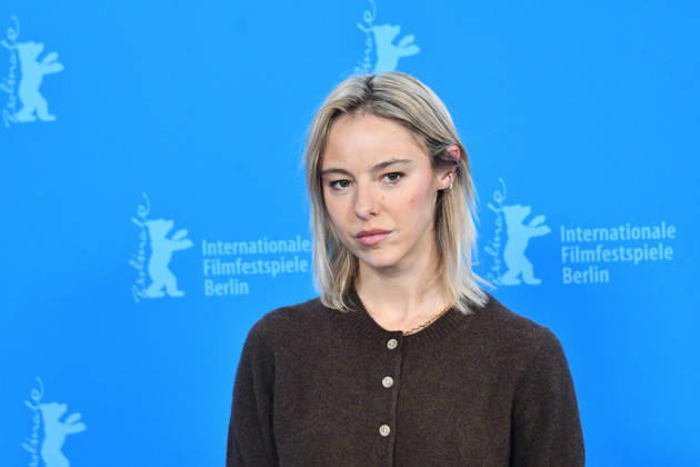 Berlinale International Film Festival Berlin Germany 76th Berlinale International Film Festival A Voix Basse photocall at the 76th Berlinale International Film Festival Marion Barbeau Thomas Bohlen Starface 2026 02 13 453022 2026 02 13 Berlin Germany Copyright: xThomasxBohlenx STAR_453022_056