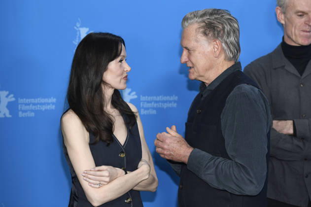 Valene Kane and Bill Pullman at the photocall for the feature film Everybody Digs Bill Evans at the Berlinale 2026 76 Berlin International Film Festival at the Hotel Grand Hyatt Berlin, 13 02 2026 Foto:xC.xNiehausx xFuturexImagex evans_6229
