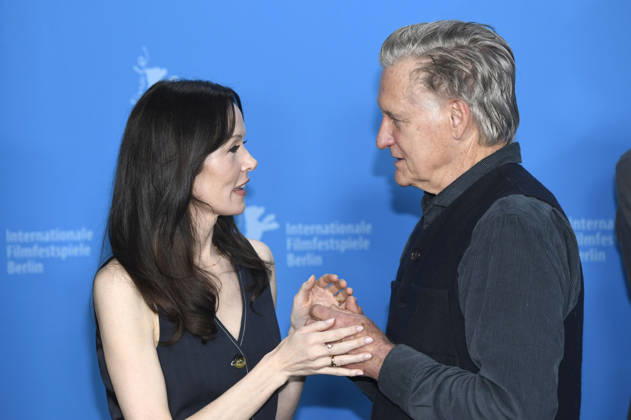 Valene Kane and Bill Pullman at the photocall for the feature film Everybody Digs Bill Evans at the Berlinale 2026 76 Berlin International Film Festival at the Hotel Grand Hyatt Berlin, 13 02 2026 Foto:xC.xNiehausx xFuturexImagex evans_6230