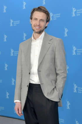 Anders Danielsen Lie at the photocall for the feature film Everybody Digs Bill Evans at the Berlinale 2026 76 Berlin International Film Festival at the Hotel Grand Hyatt Berlin, 13 02 2026 Foto:xM.xBehrensx xFuturexImagex evans_6259