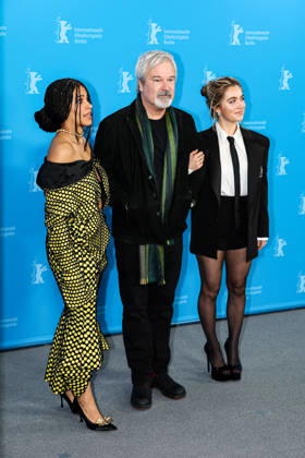 Berlin Berlinale, 76 Berlin International Film Festival 2026 Photo Call Fun shoot GOOD LUCK, HAVE FUN, DON™T DIE Zazie Beetz Actress Actor Gore Verbinski Director Director Haley Lu Richardson Actress Actor Berlinale, 76 Berlin International Film Festival 2026, 13 02 2026 Press Photo Roger Buerke Copyright: xEibner-Pressefoto RogerxBuerkex EP_RBE