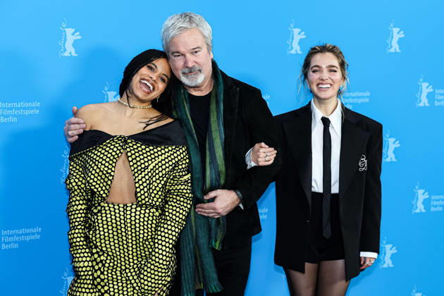 Berlin Berlinale, 76 Berlin International Film Festival 2026 Photo Call Fun shoot GOOD LUCK, HAVE FUN, DON™T DIE Zazie Beetz Actress Actor Gore Verbinski Director Director Haley Lu Richardson Actress Actor Berlinale, 76 Berlin International Film Festival 2026, 13 02 2026 Press Photo Roger Buerke Copyright: xEibner-Pressefoto RogerxBuerkex EP_RBE