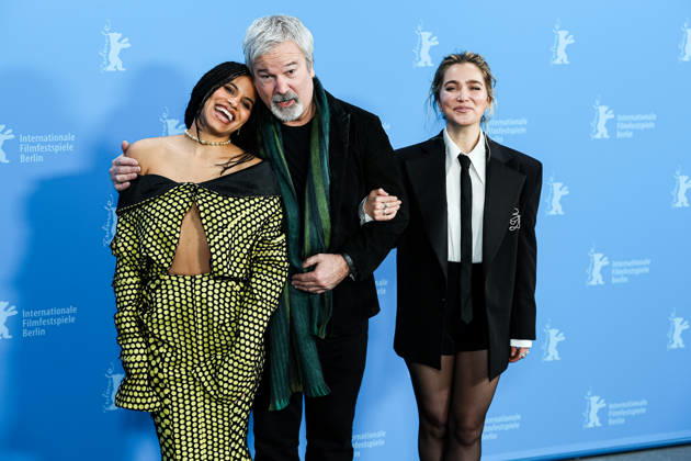 Berlin Berlinale, 76 Berlin International Film Festival 2026 Photo Call Fun shoot GOOD LUCK, HAVE FUN, DON™T DIE Zazie Beetz Actress Actor Gore Verbinski Director Director Haley Lu Richardson Actress Actor Berlinale, 76 Berlin International Film Festival 2026, 13 02 2026 Press Photo Roger Buerke Copyright: xEibner-Pressefoto RogerxBuerkex EP_RBE
