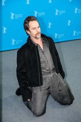 Berlin Berlinale, 76 Berlin International Film Festival 2026 Photo Call Fun shoot GOOD LUCK, HAVE FUN, DON™T DIE Sam Rockwell Actor Actor Berlinale, 76 Berlin International Film Festival 2026, 13 02 2026 Press Photo Roger Buerke Copyright: xEibner-Pressefoto RogerxBuerkex EP_RBE