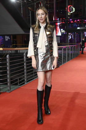 Este Haim at the photocall for the movie Sunny Dancer at the Berlinale 2026 76 Berlin International Film Festival on the Red Carpet of the Berlinale Palast Berlin, 13 02 2026 Foto:xN.xKubelkax xFuturexImagex sunny_6241