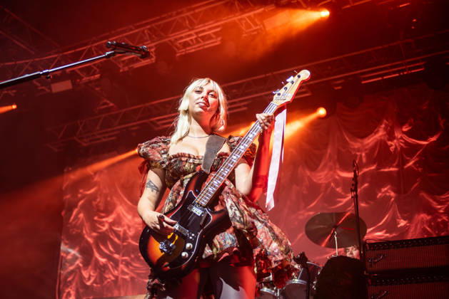 Music Concert - The Last Dinner Party Georgia Davies of The Last Dinner Party Milan Fabrique Italy Copyright: xMirkoxFava TSCKx xLiveMediax LPM_2291803