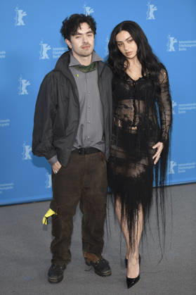 Aidan Zamiri and Charli xcx at the photocall for the movie The Moment at the Berlinale 2026 76 Berlin International Film Festival at the Hotel Grand Hyatt Berlin, 14 02 2026 Foto:xC.xNiehausx xFuturexImagex moment_6206