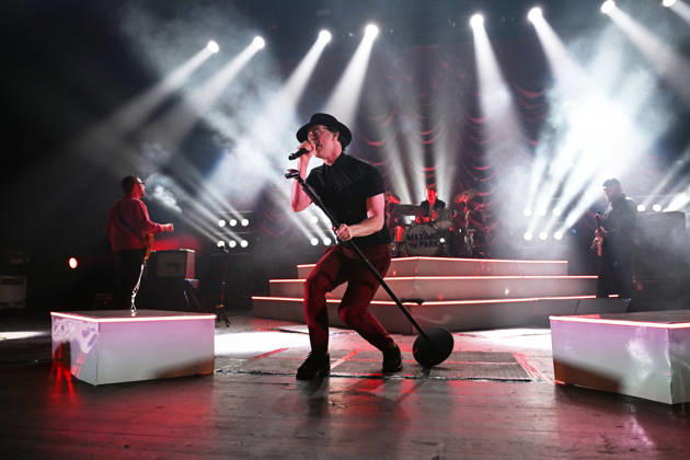 MaxÃ¯mo Park performing at Brixton Academy LONDON, ENGLAND - FEBRUARY 14: Paul Smith of ˜MaxÃ¯mo Park™ performing at Brixton Academy on February 14, 2026 in London, England. CAP MAR MAR Great Britain Copyright: xMartinxHarris CapitalxPicturesx