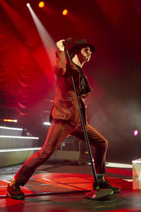 Maximo Park at O2 Academy Brixton 14 02 2026 Maximo Park perform at O2 Academy Brixton in London on 14th February 2026. Tom English drums Duncan Lloyd guitar Paul Smith lead vocals Jemma Freese keyboards, piano, backing vocals Andrew Lowther bass guitar, Credit:Zoran Veselinovic Avalon UK, London, O2 Academy Brixton  Copyright: xZoranxVeselinovicx xAvalonx 1075153083