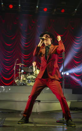 Maximo Park at O2 Academy Brixton 14 02 2026 Maximo Park perform at O2 Academy Brixton in London on 14th February 2026. Tom English drums Duncan Lloyd guitar Paul Smith lead vocals Jemma Freese keyboards, piano, backing vocals Andrew Lowther bass guitar, Credit:Zoran Veselinovic Avalon UK, London, O2 Academy Brixton  Copyright: xZoranxVeselinovicx xAvalonx 1075153133