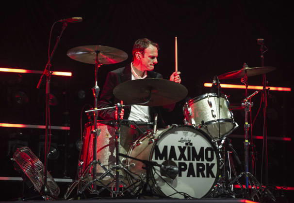 Maximo Park at O2 Academy Brixton 14 02 2026 Maximo Park perform at O2 Academy Brixton in London on 14th February 2026. Tom English drums Duncan Lloyd guitar Paul Smith lead vocals Jemma Freese keyboards, piano, backing vocals Andrew Lowther bass guitar, Credit:Zoran Veselinovic Avalon UK, London, O2 Academy Brixton  Copyright: xZoranxVeselinovicx xAvalonx 1075153182