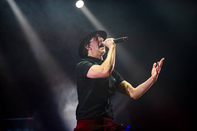 Maximo Park at O2 Academy Brixton 14 02 2026 Maximo Park perform at O2 Academy Brixton in London on 14th February 2026. Tom English drums Duncan Lloyd guitar Paul Smith lead vocals Jemma Freese keyboards, piano, backing vocals Andrew Lowther bass guitar, Credit:Zoran Veselinovic Avalon UK, London, O2 Academy Brixton  Copyright: xZoranxVeselinovicx xAvalonx 1075153214