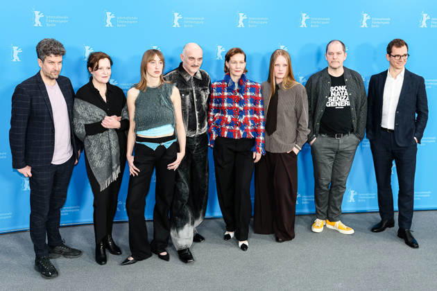 Berlinale Berlinale, 76 Berlin International Film Festival 2026 Photo Call ROSE Tobias Walker Producer Marisa Growaldt Actor Actor Caro Braun Actress Actor Markus Schleinzer Director, Screenwriter Director, Screenwriter Sandra Hüller Actress Actor Emma Bahl Copyright: xEibner-Pressefoto RogerxBuerkex EP_RBE