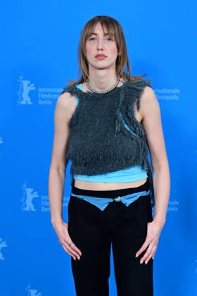 Caro Braun at the Rose photocall during the 76th Berlinale International Film Festival Berlin 2026 , February 15, 2026 Romain Doucelin Bestimage The Rose photocall during the 76th Berlinale International Film Festival Berlin at Grand Hyatt Hotel on February 15, 2026 in Berlin, Germany Berlin Allemagne  Copyright: xRomainxDoucelinx xBestimagexRomainxDoucelinx xBestimagex