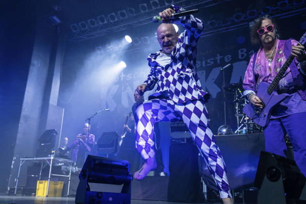 Stumpen and Buzz Dee from Knorkator live at a concert of the All Good Things are 30 Tour at Capitol Hannover, 14 02 2026 Foto:xC.xSpeidelx xFuturexImagex knorkator_6217