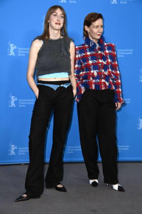 Caro Braun and Sandra Hüller at the photocall for the feature film Rose at the Berlinale 2026 76 Berlin International Film Festival at the Hotel Grand Hyatt Berlin, 15 02 2026 Foto:xN.xKubelkax xFuturexImagex rose_6213