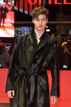 Moritz Hau at the premiere of the feature film Rose at the Berlinale 2026 76 Berlin International Film Festival in the Berlinale Palast Berlin, 15 02 2026 Foto:xM.xBehrensx xFuturexImagex rose_6228