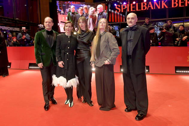 Godehard Giese, Sandra Hüller, Caro Braun, guest and Markus Schleinzer at the premiere of the feature film Rose at the Berlinale 2026 76 Berlin International Film Festival in the Berlinale Palast Berlin, 15 02 2026 Foto:xM.xBehrensx xFuturexImagex rose_6287