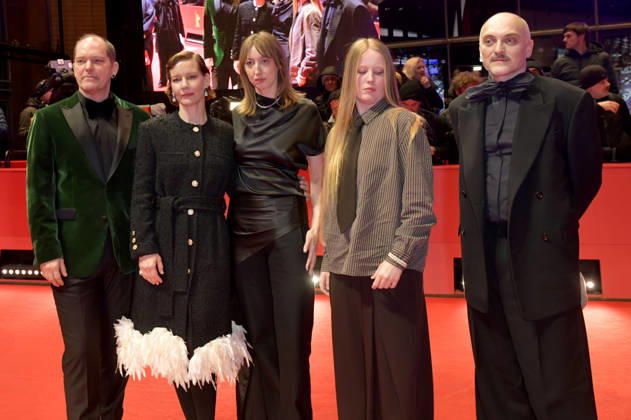 Godehard Giese, Sandra Hüller, Caro Braun, guest and Markus Schleinzer at the premiere of the feature film Rose at the Berlinale 2026 76 Berlin International Film Festival in the Berlinale Palast Berlin, 15 02 2026 Foto:xM.xBehrensx xFuturexImagex rose_6288