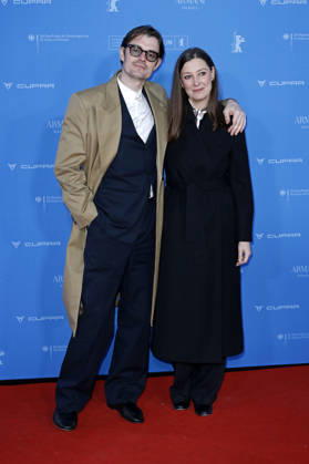 Sam Riley with husband Alexandra Maria Lara at the premiere of the BBC series Mint at the Berlinale 2026 76 Berlin International Film Festival at the Zoo Palast Berlin, 15 02 2026 Foto:xC.xTamckex xFuturexImagex mint_6235