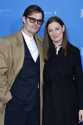 Sam Riley with husband Alexandra Maria Lara at the premiere of the BBC series Mint at the Berlinale 2026 76 Berlin International Film Festival at the Zoo Palast Berlin, 15 02 2026 Foto:xC.xTamckex xFuturexImagex mint_6236