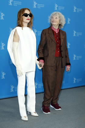 Isabelle Huppert and Ulrike Ottinger at the photocall for the feature film The Blood Countess at the Berlinale 2026 76 Berlin International Film Festival at the Hotel Grand Hyatt Berlin, 16 02 2026 Foto:xC.xTamckex xFuturexImagex blutgraefin_6302