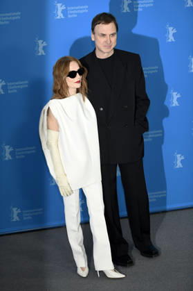 Isabelle Huppert and Lars Eidinger at the photocall for the feature film The Blood Countess at the Berlinale 2026 76 Berlin International Film Festival at the Hotel Grand Hyatt Berlin, 16 02 2026 Foto:xC.xNiehausx xFuturexImagex blutgraefin_6348
