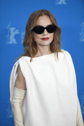 Isabelle Huppert at the photocall for the feature film The Blood Countess at the Berlinale 2026 76 Berlin International Film Festival at the Hotel Grand Hyatt Berlin, 16 02 2026 Foto:xC.xNiehausx xFuturexImagex blutgraefin_6354