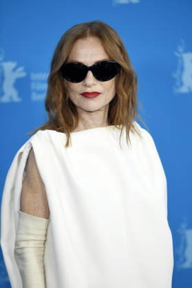 Isabelle Huppert at the photocall for the feature film The Blood Countess at the Berlinale 2026 76 Berlin International Film Festival at the Hotel Grand Hyatt Berlin, 16 02 2026 Foto:xC.xNiehausx xFuturexImagex blutgraefin_6357