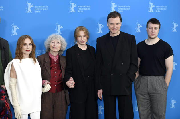 Isabelle Huppert, Ulrike Ottinger, Birgit Minichmayr, Lars Eidinger and Thomas Schubert at the photocall for the feature film The Blood Countess at the Berlinale 2026 76 Berlin International Film Festival at the Hotel Grand Hyatt Berlin, 16 02 2026 Foto:xC.xNiehausx xFuturexImagex blutgraefin_6364