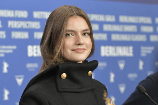 Florence Hunt at the press conference for the feature film Queen at Sea at the Berlinale 2026 76 Berlin International Film Festival at the Hotel Grand Hyatt Berlin, 17 02 2026 Foto:xM.xBehrensx xFuturexImagex queen_6247