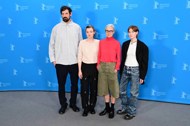 Vladimir Vulevic, Birte Schnöink, Angela Schanelec and Agathe Bonitzer at the My Wife Cries photocall during the 76th Berlinale International Film Festival Berlin 2026 , February 17, 2026 Romain Doucelin Bestimage The Meine Frau Weint My Wife Cries photocall during the 76th Berlinale International Film Festival Berlin at Grand Hyatt Hotel on February 17, 2026 in Berlin, Germany Berlin Allemagne  Copyright: xRomainxDoucelinx xBestimagexRomainxDoucelinx xBestimagex