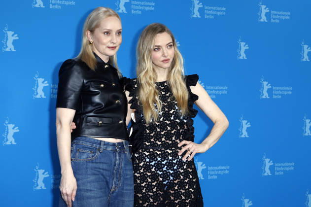Mona Fastvold and Amanda Seyfried at the photocall for the feature film The Testament of Ann Lee at the Berlinale 2026 76 Berlin International Film Festival at the Hotel Grand Hyatt Berlin, 19 02 2026 Foto:xC.xTamckex xFuturexImagex testament_6240