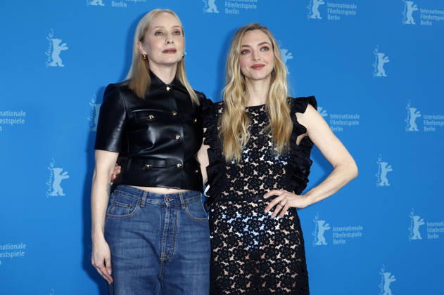 Mona Fastvold and Amanda Seyfried at the photocall for the feature film The Testament of Ann Lee at the Berlinale 2026 76 Berlin International Film Festival at the Hotel Grand Hyatt Berlin, 19 02 2026 Foto:xC.xTamckex xFuturexImagex testament_6241