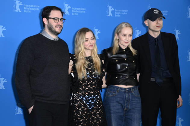 Andrew Morrison, Amanda Seyfried, Mona Fastvold and Daniel Blumberg at the photocall for the feature film The Testament of Ann Lee at the Berlinale 2026 76 Berlin International Film Festival at the Hotel Grand Hyatt Berlin, 19 02 2026 Foto:xN.xKubelkax xFuturexImagex testament_6245