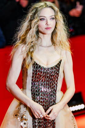 Red Carpet for the Special Gala: The Testament of Ann Lee , Berlinale Palast , Berlin, Germany Amanda Seyfried seen on the Red Carpet for the Special Gala: The Testament of Ann Lee during Berlinale (Berlin Film Festival) at Berlinale Palast , Berlin, , Germany on 19 February 2026., Credit:Julie Edwards Avalon  Copyright: xJuliexEdwardsx xAvalonx 1076569458